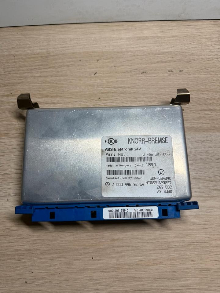 ATEGO KNORR-BREMSE ABS Steuergerät A0004467214 - Unidad de control para Camión: foto 2 ATEGO KNORR-BREMSE ABS Steuergerät A0004467214 - Unidad de control para Camión: foto 2