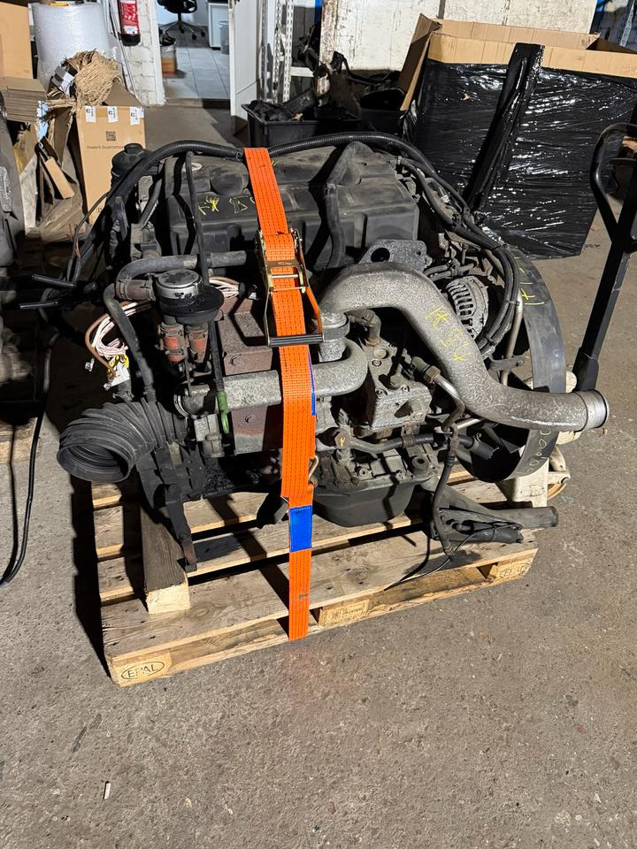 MAN 8.180 Motor EU4 D0834 LFL54 - Motor para Camión: foto 3 MAN 8.180 Motor EU4 D0834 LFL54 - Motor para Camión: foto 3