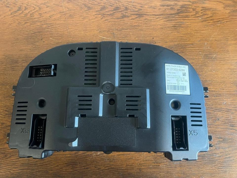 MAN EU6 Kombiinstrument / Tacho 81.27202-6288 - Salpicadero para Camión: foto 4 MAN EU6 Kombiinstrument / Tacho 81.27202-6288 - Salpicadero para Camión: foto 4