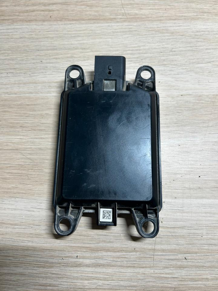 MAN EU6 Radarsensor / Distance Radarsensor 81.27610-0037 - Sensor para Camión: foto 3 MAN EU6 Radarsensor / Distance Radarsensor 81.27610-0037 - Sensor para Camión: foto 3