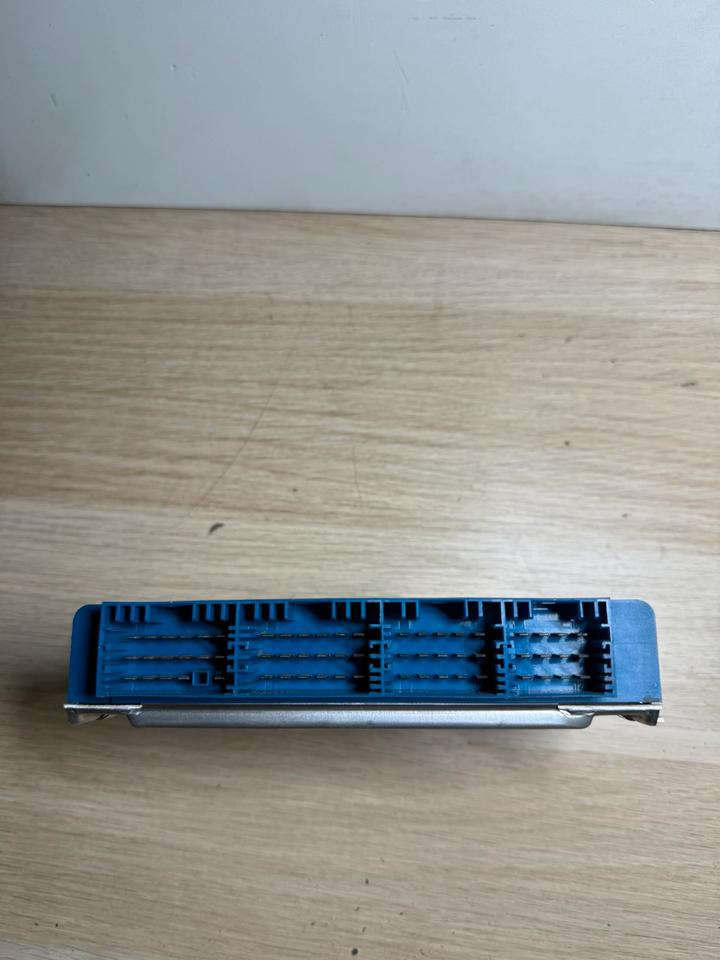 MAN KNORR-BREMSE EBS Steuergerät 81.25808-7064 - Unidad de control para Camión: foto 3 MAN KNORR-BREMSE EBS Steuergerät 81.25808-7064 - Unidad de control para Camión: foto 3