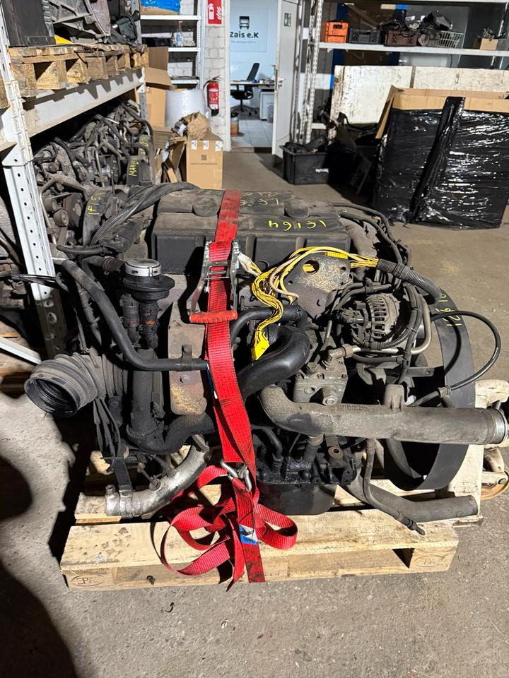 MAN Motor 12.180 EU5 D0834 LFL 64 - Motor para Camión: foto 3 MAN Motor 12.180 EU5 D0834 LFL 64 - Motor para Camión: foto 3