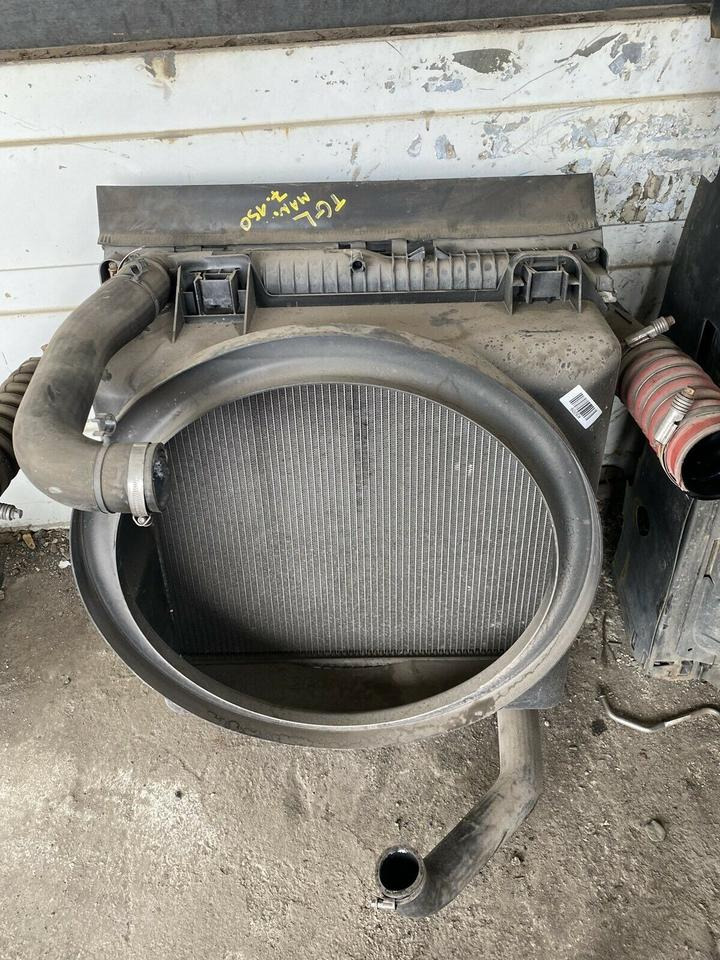 MAN TGL Kühlerpaket Wasserkühler Radiator Kühler - Radiador para Camión: foto 1 MAN TGL Kühlerpaket Wasserkühler Radiator Kühler - Radiador para Camión: foto 1