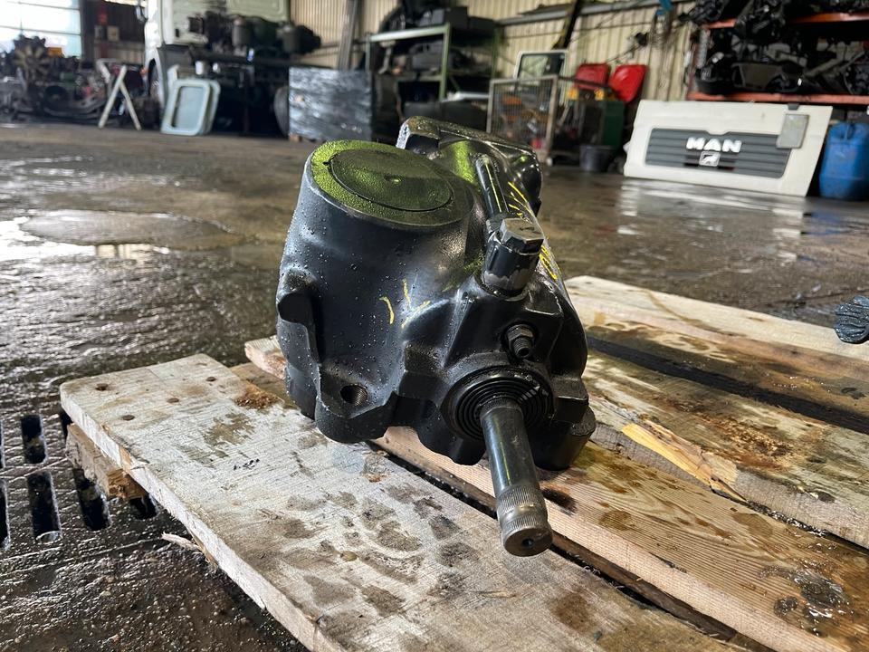 MAN TGM Lenkung Lenkgetriebe ZF - Caja de dirección para Camión: foto 2 MAN TGM Lenkung Lenkgetriebe ZF - Caja de dirección para Camión: foto 2