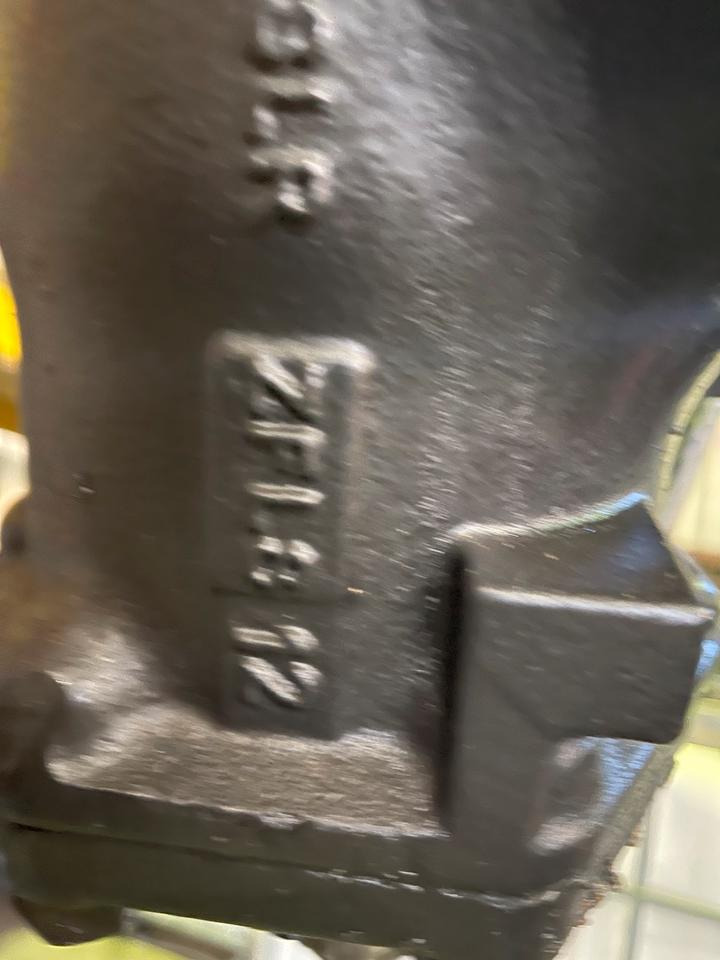 MAN TGX Lenkung Lenkgetriebe ZFLS 12 - Dirección para Camión: foto 4 MAN TGX Lenkung Lenkgetriebe ZFLS 12 - Dirección para Camión: foto 4