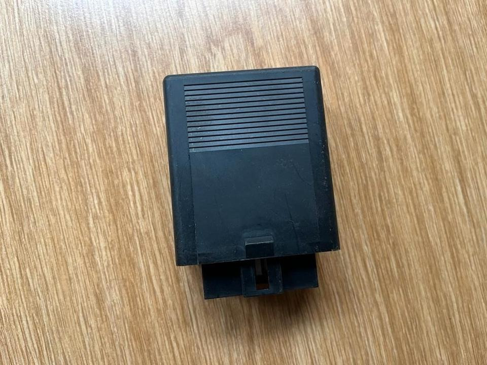 Mercedes Atego Blinkermodul Relais Steuergerät A0205451232 - Unidad de control para Camión: foto 4 Mercedes Atego Blinkermodul Relais Steuergerät A0205451232 - Unidad de control para Camión: foto 4