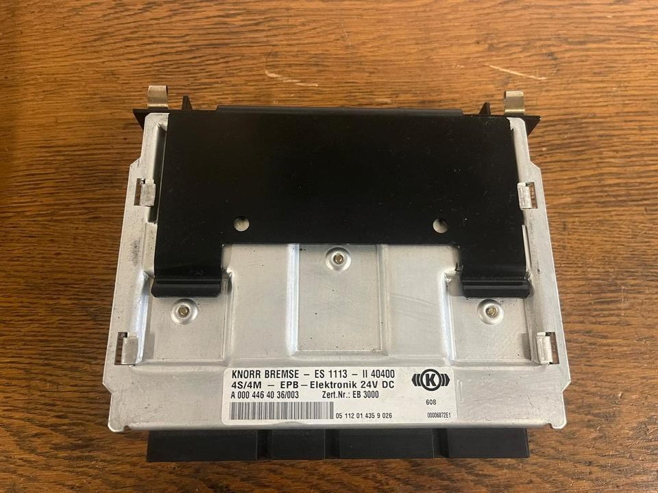Mercedes Atego EPB Steuergerät KNORR-BREMSE A0004464036 - Unidad de control: foto 2 Mercedes Atego EPB Steuergerät KNORR-BREMSE A0004464036 - Unidad de control: foto 2