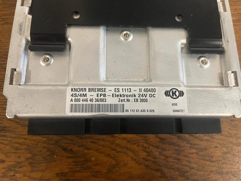 Mercedes Atego EPB Steuergerät KNORR-BREMSE A0004464036 - Unidad de control: foto 3 Mercedes Atego EPB Steuergerät KNORR-BREMSE A0004464036 - Unidad de control: foto 3