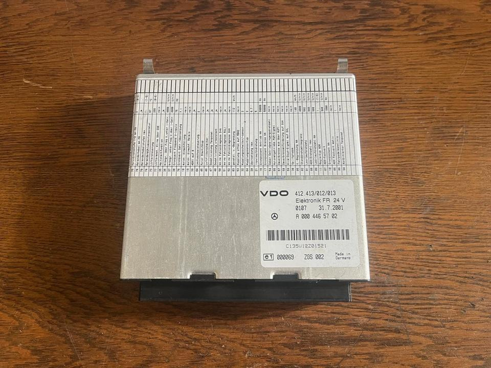 Mercedes Atego Elektronik FR VDO Steuergerät A0004465702 - Unidad de control: foto 2 Mercedes Atego Elektronik FR VDO Steuergerät A0004465702 - Unidad de control: foto 2