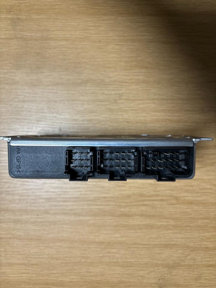 Mercedes Atego Knorr-Bremse ABS Steuergerät A0004464014 - Unidad de control para Camión: foto 3 Mercedes Atego Knorr-Bremse ABS Steuergerät A0004464014 - Unidad de control para Camión: foto 3