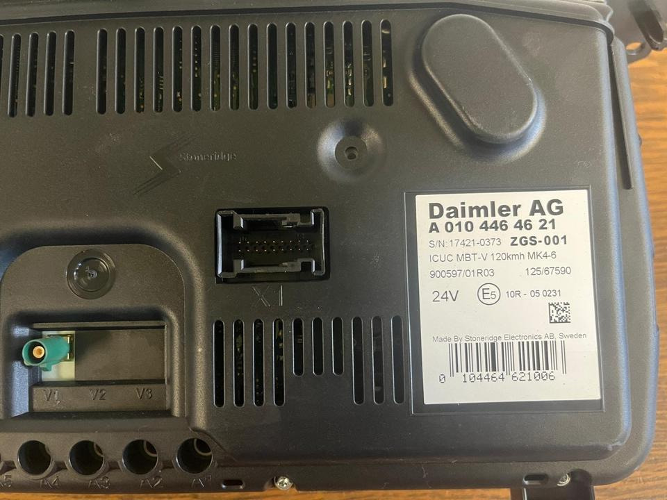 Mercedes Benz Actros MP4 Kombiinstrument / Tacho A0104464621 - Salpicadero para Camión: foto 4 Mercedes Benz Actros MP4 Kombiinstrument / Tacho A0104464621 - Salpicadero para Camión: foto 4