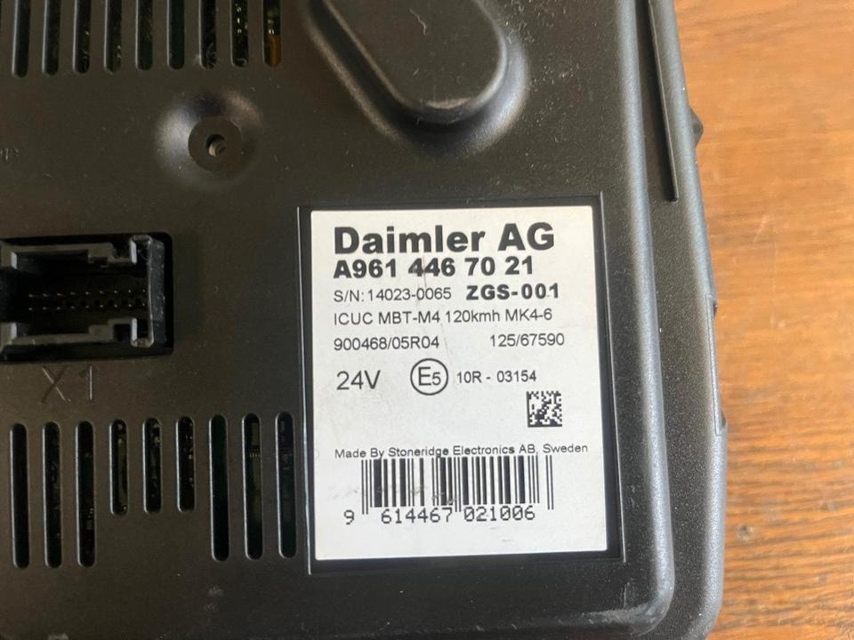 Mercedes Benz Actros MP4 Kombiinstrument / Tacho A9614467021 - Salpicadero para Camión: foto 3 Mercedes Benz Actros MP4 Kombiinstrument / Tacho A9614467021 - Salpicadero para Camión: foto 3