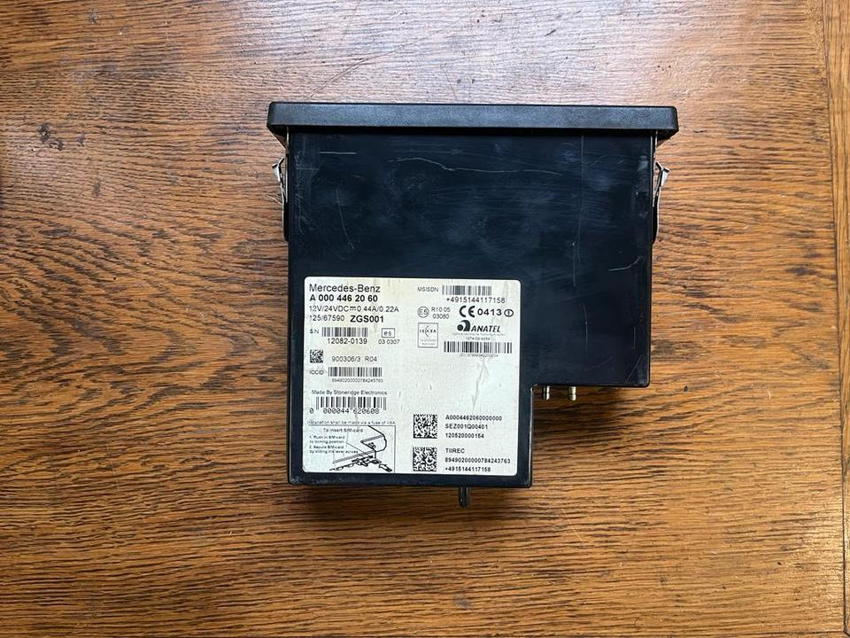 Mercedes-Benz Actros MP4 Tachograph FLEETBOARD A0004462060 - Tacógrafo para Camión: foto 3 Mercedes-Benz Actros MP4 Tachograph FLEETBOARD A0004462060 - Tacógrafo para Camión: foto 3