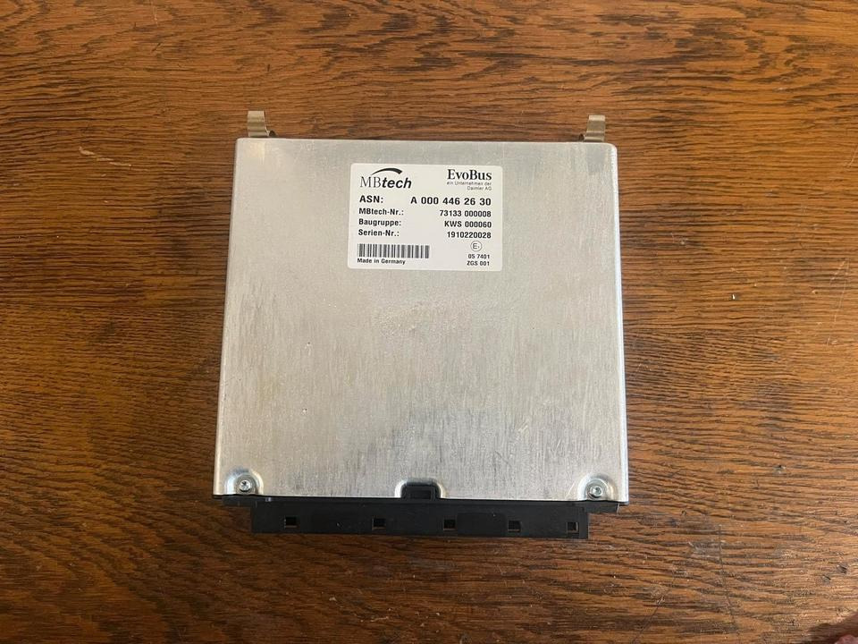 Mercedes-Benz Evo Bus Knickwinkelsteuergerät A0004462630 - Unidad de control para Autobús: foto 2 Mercedes-Benz Evo Bus Knickwinkelsteuergerät A0004462630 - Unidad de control para Autobús: foto 2