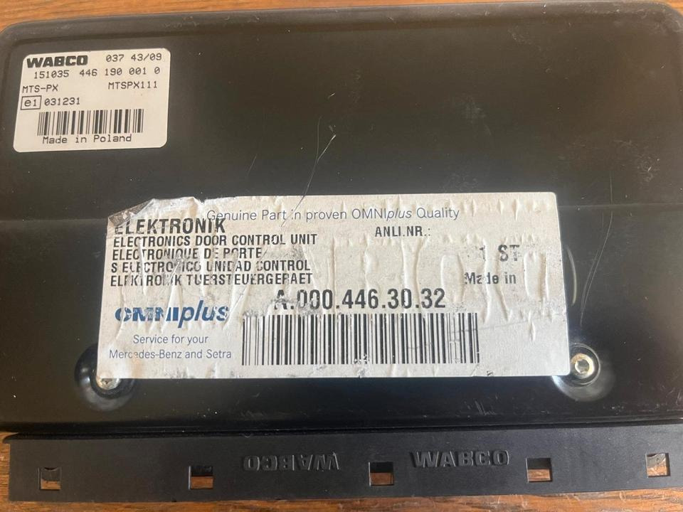 Mercedes Türsteuergerät A0004463032 WABCO 4461900010 - Unidad de control para Camión: foto 3 Mercedes Türsteuergerät A0004463032 WABCO 4461900010 - Unidad de control para Camión: foto 3