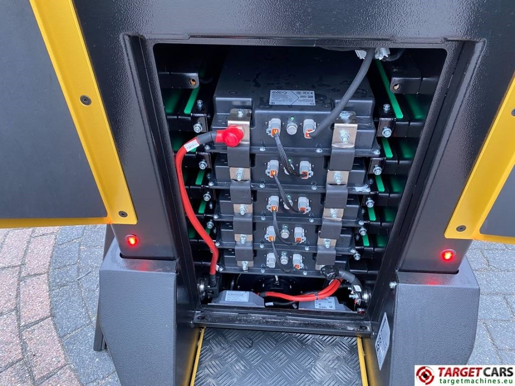 Minicargadora Conmeq AS15 Mini Skid Steer Loader 4x4 Electric: foto 17