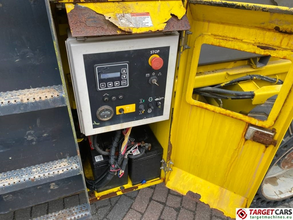 Plataforma de tijeras GMG 6094RT Diesel 4x4 Scissor Work Lift 2020cm: foto 28