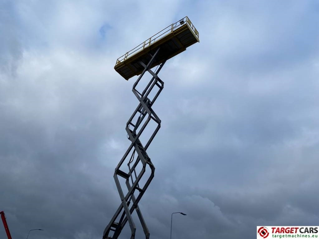 Plataforma de tijeras GMG 6094RT Diesel 4x4 Scissor Work Lift 2020cm: foto 40