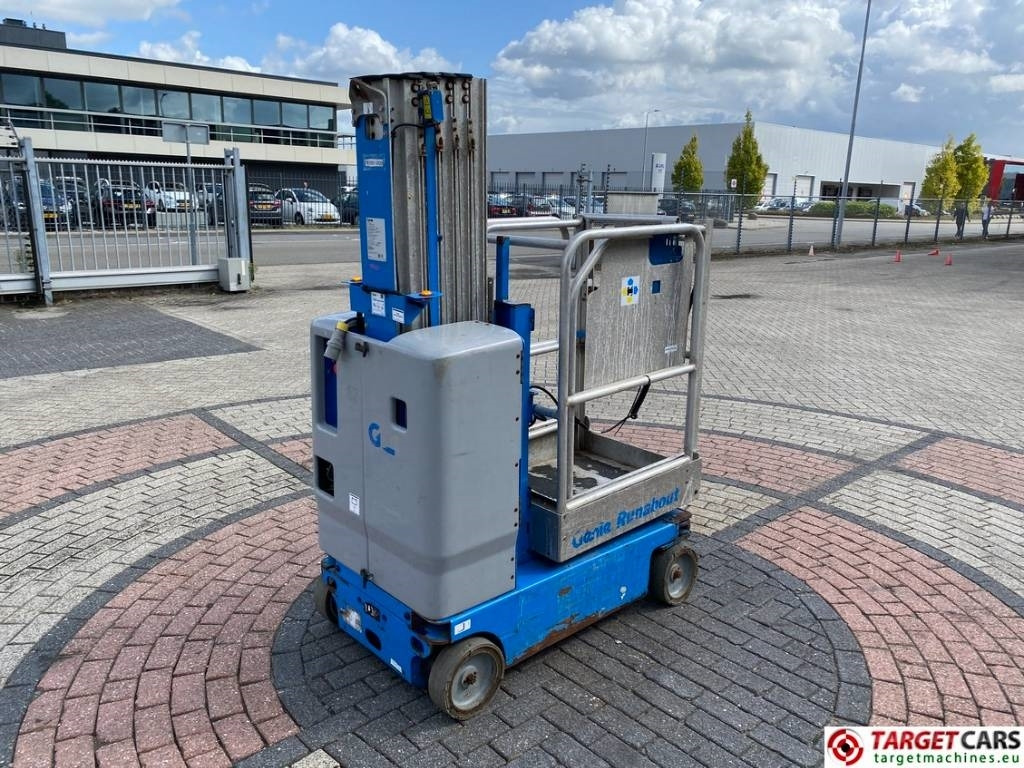 Genie GR-20 RunAbout Electric Vertical Mast Lift 802cm - Plataforma de mástil vertical: foto 3 Genie GR-20 RunAbout Electric Vertical Mast Lift 802cm - Plataforma de mástil vertical: foto 3