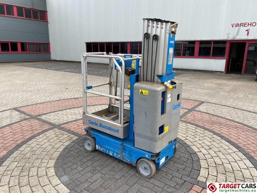 Genie GR-20 Runabout El Vertical Mast Work Lift 802cm - Plataforma de mástil vertical: foto 4 Genie GR-20 Runabout El Vertical Mast Work Lift 802cm - Plataforma de mástil vertical: foto 4