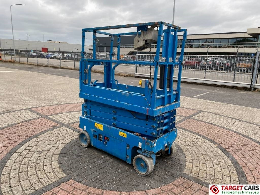 Genie GS-1932 Electric Scissor Work Lift 779cm - Plataforma de tijeras: foto 2 Genie GS-1932 Electric Scissor Work Lift 779cm - Plataforma de tijeras: foto 2