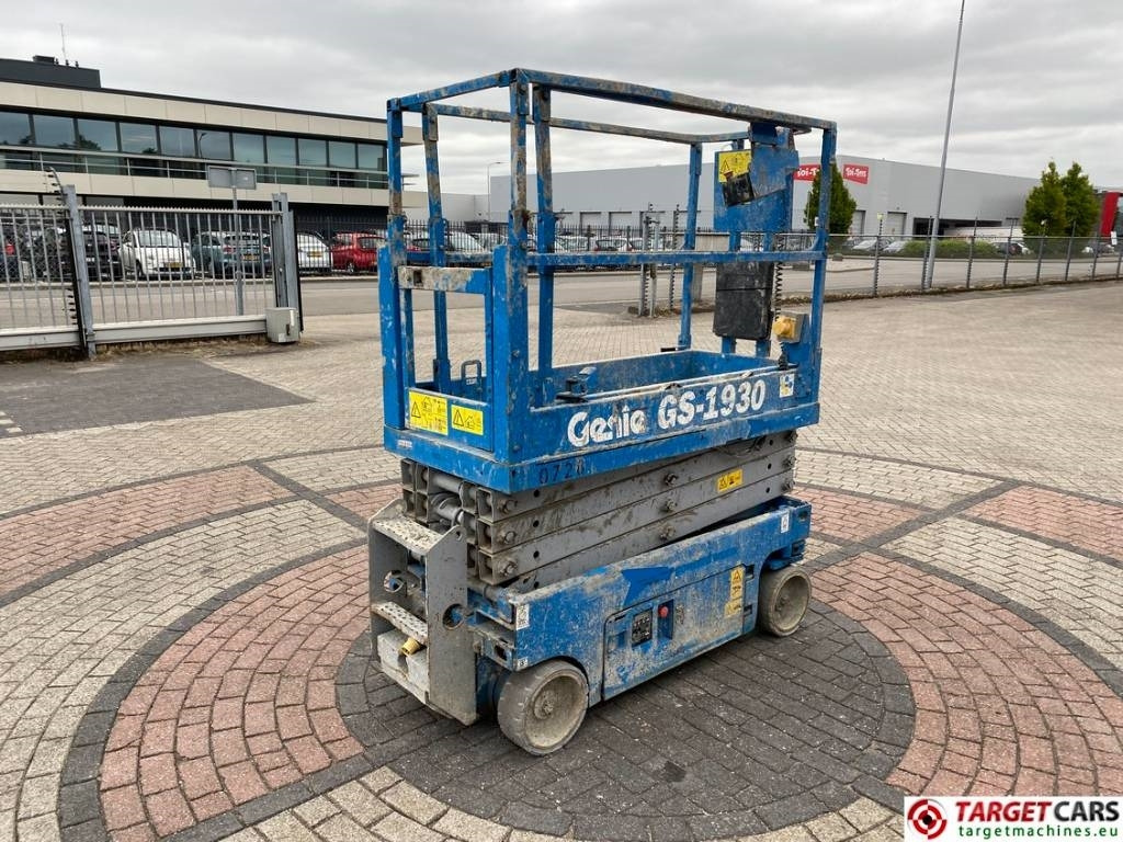Genie GS-1932 Electric Scissor Work Lift 779cm - Plataforma de tijeras: foto 2 Genie GS-1932 Electric Scissor Work Lift 779cm - Plataforma de tijeras: foto 2