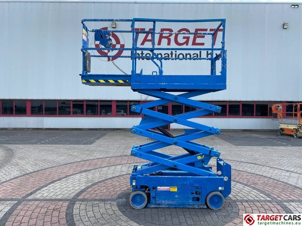 Genie GS-1932 Electric Scissor Work Lift 779cm - Plataforma de tijeras: foto 5 Genie GS-1932 Electric Scissor Work Lift 779cm - Plataforma de tijeras: foto 5