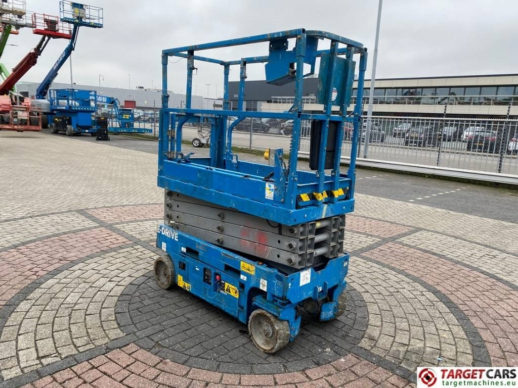 Genie GS-1932 I-Drive Electric Scissor Work Lift 779cm - Plataforma de tijeras: foto 2 Genie GS-1932 I-Drive Electric Scissor Work Lift 779cm - Plataforma de tijeras: foto 2