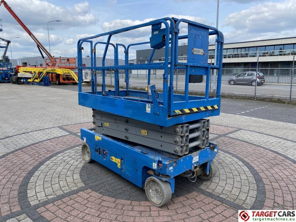 Genie GS-2646 Electric GS2646 Scissor Work Lift 992cm - Plataforma de tijeras: foto 2 Genie GS-2646 Electric GS2646 Scissor Work Lift 992cm - Plataforma de tijeras: foto 2