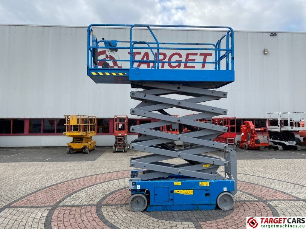 Genie GS-4047 Electric Scissor Work Lift 1389cm - Plataforma de tijeras: foto 5 Genie GS-4047 Electric Scissor Work Lift 1389cm - Plataforma de tijeras: foto 5