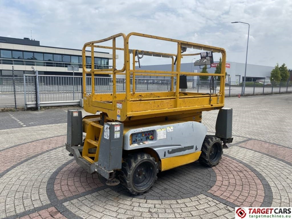 Haulotte Compact 10DX Diesel 4x4 Scissor 1015cm DEFECT - Plataforma de tijeras: foto 3 Haulotte Compact 10DX Diesel 4x4 Scissor 1015cm DEFECT - Plataforma de tijeras: foto 3