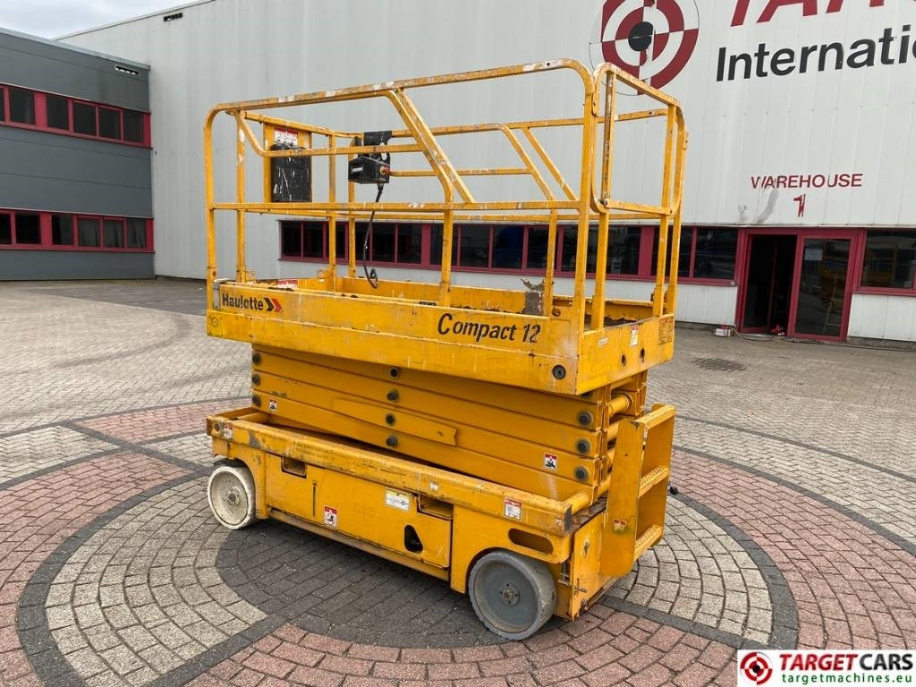 Haulotte Compact 12 Electric Scissor Work Lift 1200cm - Plataforma de tijeras: foto 4 Haulotte Compact 12 Electric Scissor Work Lift 1200cm - Plataforma de tijeras: foto 4