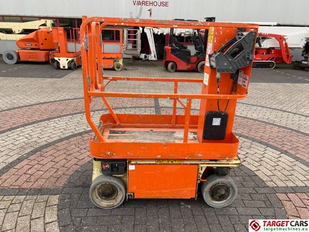 JLG 1230ES Electric Vertical Mast Work Lift 566cm - Plataforma de mástil vertical: foto 5 JLG 1230ES Electric Vertical Mast Work Lift 566cm - Plataforma de mástil vertical: foto 5