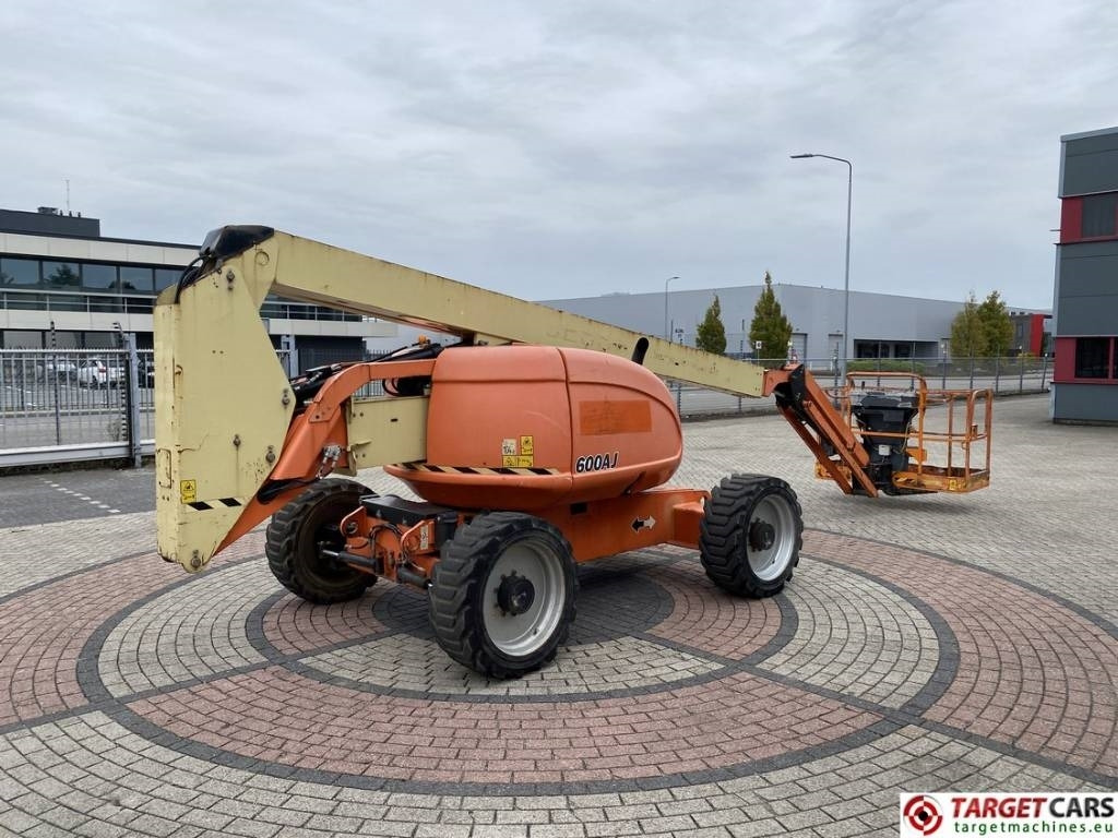 JLG 600AJ Articulated 4x4 Diesel Boom Work Lift 2047cm - Plataforma articulada: foto 3 JLG 600AJ Articulated 4x4 Diesel Boom Work Lift 2047cm - Plataforma articulada: foto 3