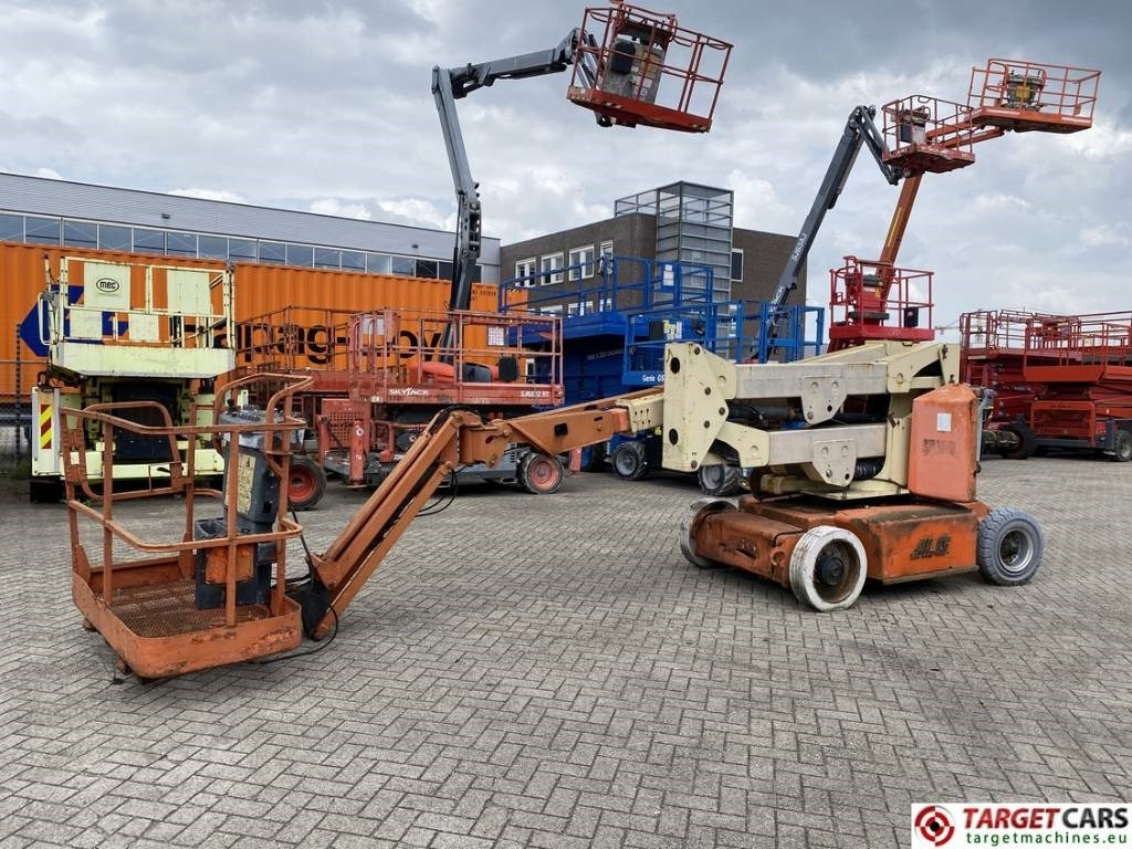 JLG E400AJPN Electric Articulated Boom Lift DEFECT - Plataforma articulada: foto 1 JLG E400AJPN Electric Articulated Boom Lift DEFECT - Plataforma articulada: foto 1