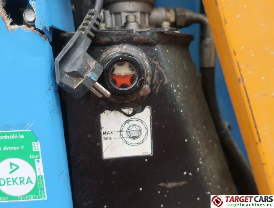 Leasing de JLG Toucan 800A Electric Vertical Mast Work Lift 800cm  JLG Toucan 800A Electric Vertical Mast Work Lift 800cm: foto 15