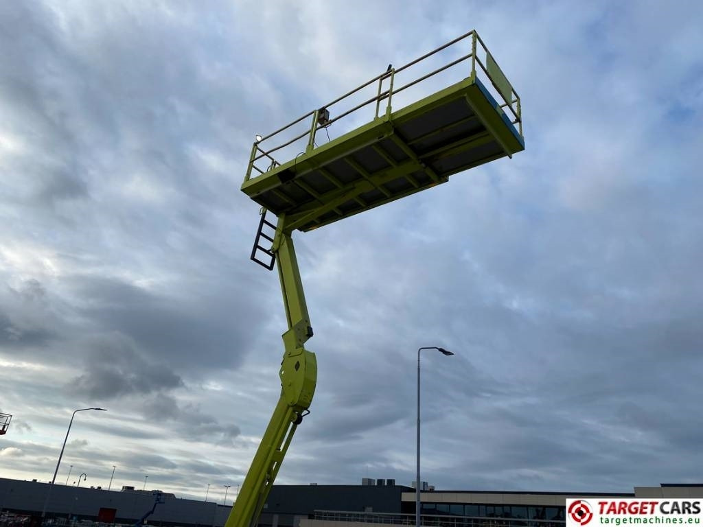 Plataforma de tijeras MEC 2684RT Diesel 4x4 Scissor Lift Speed-Level 992cm: foto 28