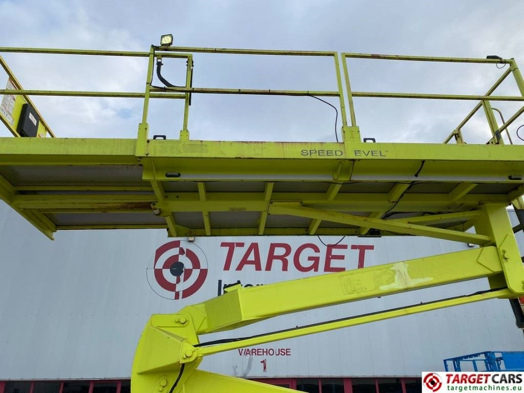 Plataforma de tijeras MEC 2684RT Diesel 4x4 Scissor Lift Speed-Level 992cm: foto 31