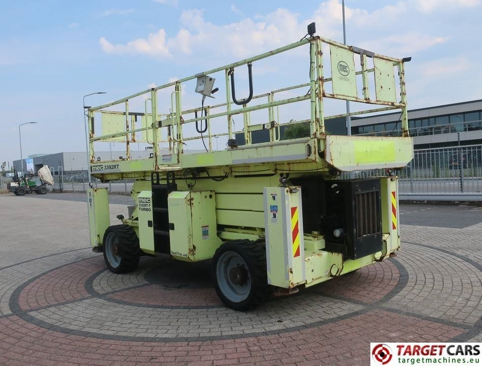 MEC 3392RT-T Diesel 4x4 Scissor Work Lift 1200cm - Plataforma de tijeras: foto 2 MEC 3392RT-T Diesel 4x4 Scissor Work Lift 1200cm - Plataforma de tijeras: foto 2