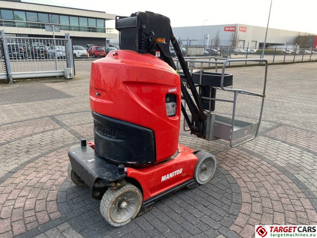 Manitou 100VJR Electric Vertical Mast Work Lift 990cm - Plataforma de mástil vertical: foto 3 Manitou 100VJR Electric Vertical Mast Work Lift 990cm - Plataforma de mástil vertical: foto 3