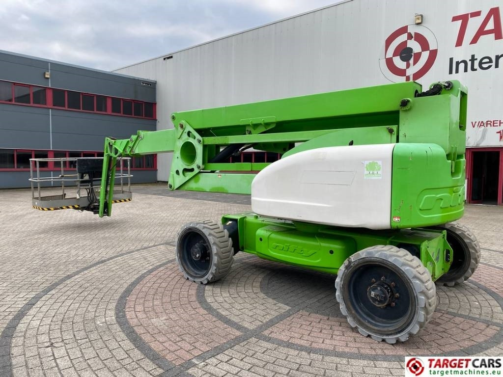 Niftylift HR28 HyBrid Articulated 4x4 Boom Work Lift 2800cm - Plataforma articulada: foto 4 Niftylift HR28 HyBrid Articulated 4x4 Boom Work Lift 2800cm - Plataforma articulada: foto 4
