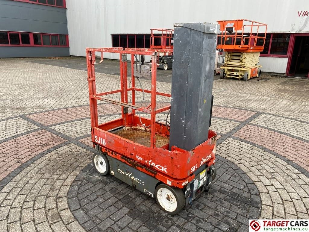 SkyJack SJ16 Electric Vertical Mast Work Lift 675cm - Plataforma de mástil vertical: foto 4 SkyJack SJ16 Electric Vertical Mast Work Lift 675cm - Plataforma de mástil vertical: foto 4