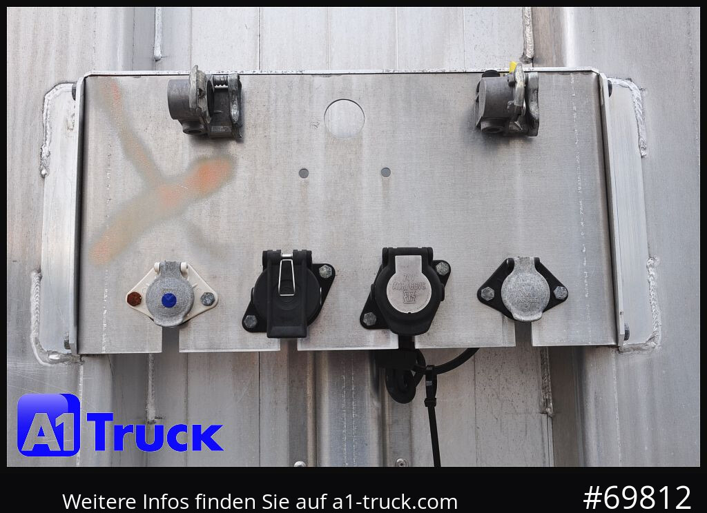 BENALU Timberliner, Vollalu, 2x Liftachse, Lang-Holz, - Semirremolque forestal: foto 5 BENALU Timberliner, Vollalu, 2x Liftachse, Lang-Holz, - Semirremolque forestal: foto 5