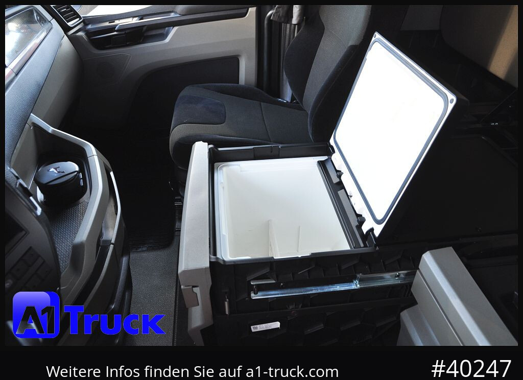 MAN TGX 18.470 GM Hydraulik, Intarder Navi Standklima, - Cabeza tractora: foto 4 MAN TGX 18.470 GM Hydraulik, Intarder Navi Standklima, - Cabeza tractora: foto 4