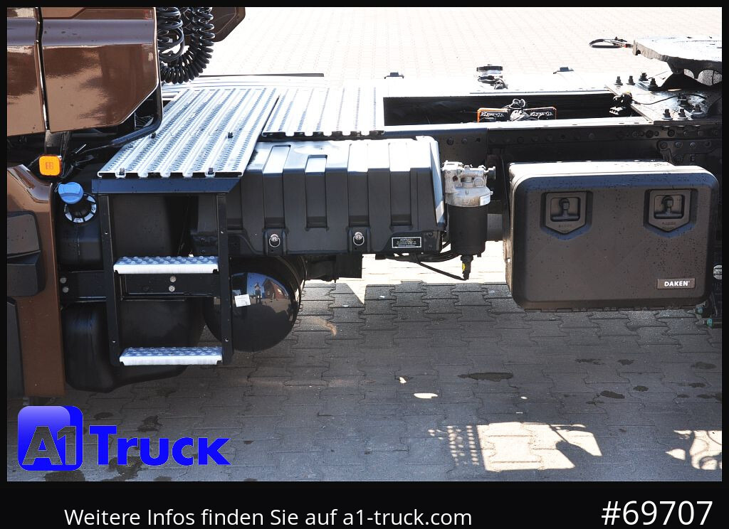 MAN TGX 18,480 BLS Intarder Standklima, Garantie - Cabeza tractora: foto 2 MAN TGX 18,480 BLS Intarder Standklima, Garantie - Cabeza tractora: foto 2