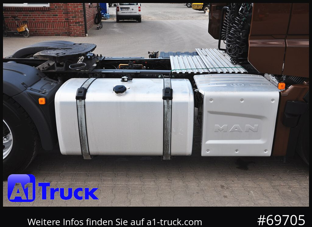 Cabeza tractora MAN TGX 18,480 BLS Intarder Standklima, Soundsysem: foto 15