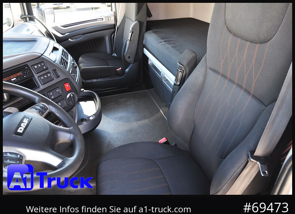 DAF DAF XF 480 FAR SSC Intarder Multiwechsler, 7.82 - Camión portacontenedore/ Intercambiable: foto 2 DAF DAF XF 480 FAR SSC Intarder Multiwechsler, 7.82 - Camión portacontenedore/ Intercambiable: foto 2