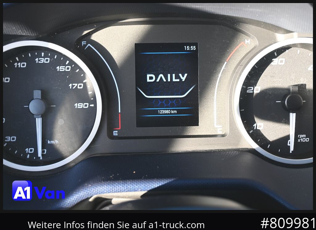 IVECO Daily 72C18 A8V Pritsche/Plane, Tempomat, AHK, Klima - Furgoneta caja abierta: foto 5 IVECO Daily 72C18 A8V Pritsche/Plane, Tempomat, AHK, Klima - Furgoneta caja abierta: foto 5