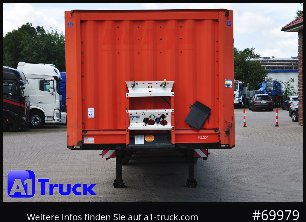 KRONE SD Plateau, Twistlock, Container, - Semirremolque plataforma/ Caja abierta: foto 2 KRONE SD Plateau, Twistlock, Container, - Semirremolque plataforma/ Caja abierta: foto 2