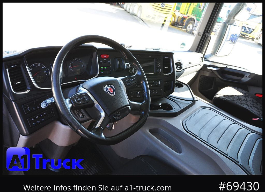 SCANIA P 320 P 6x2,, Getränke, Lenkachse, LBW: Dhollandia DHLM 30 - Camión transporte de bebidas: foto 4 SCANIA P 320 P 6x2,, Getränke, Lenkachse, LBW: Dhollandia DHLM 30 - Camión transporte de bebidas: foto 4